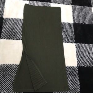 Stripped pencil skirt